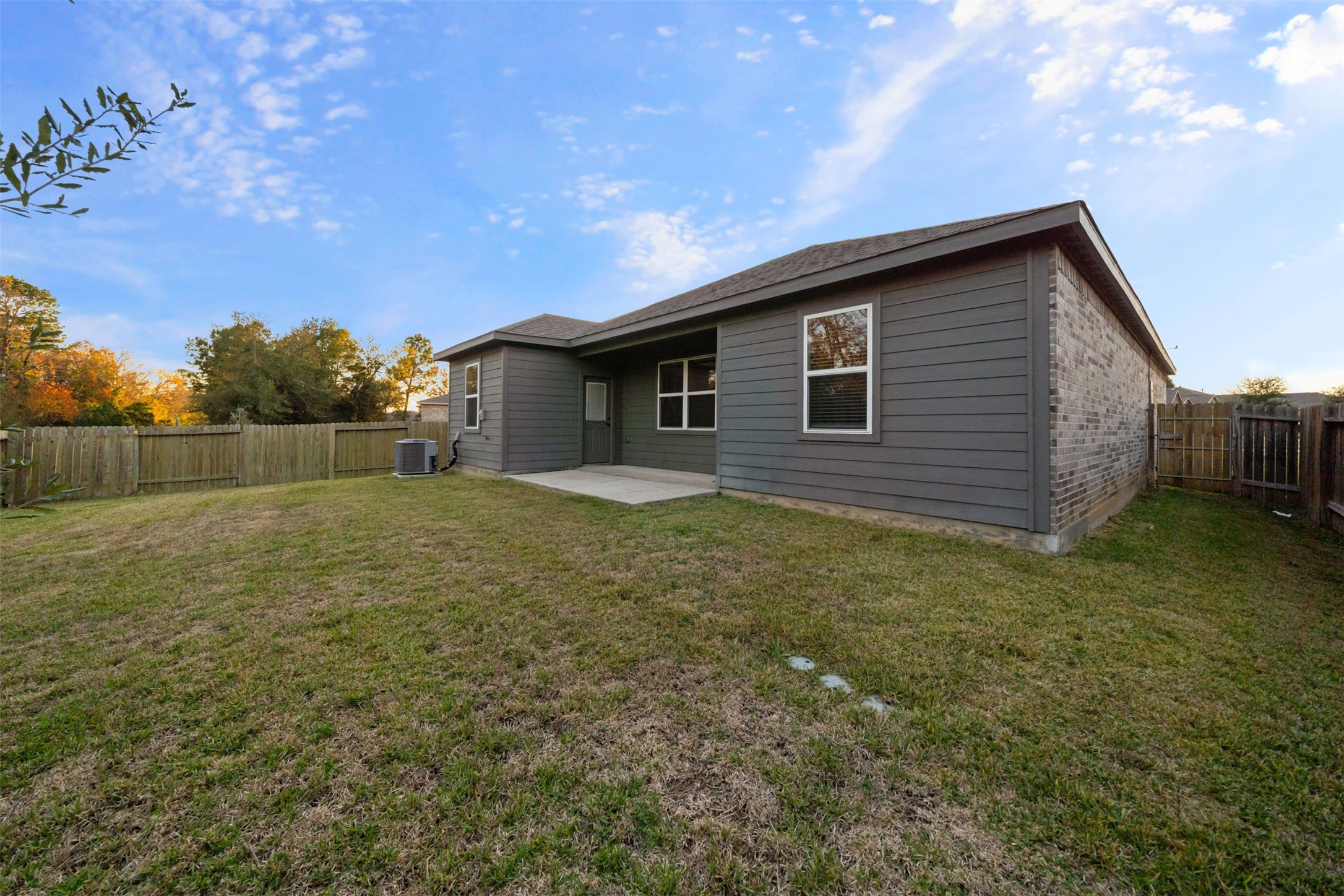 8985 Oval Glass Street Conroe, TX 77304 - Photo 28 of 37