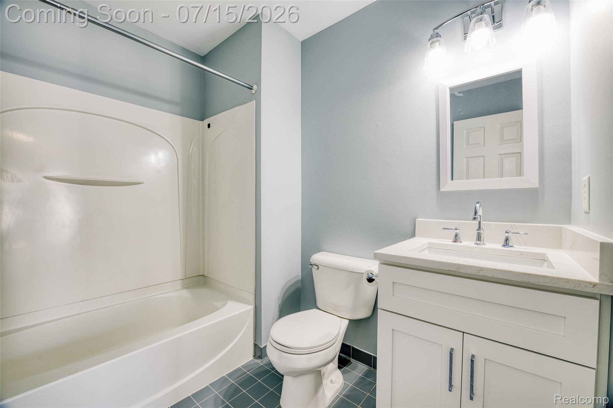 1159 Beaver Run Troy, MI 48083 - Photo 22 of 32 image-25.jpg