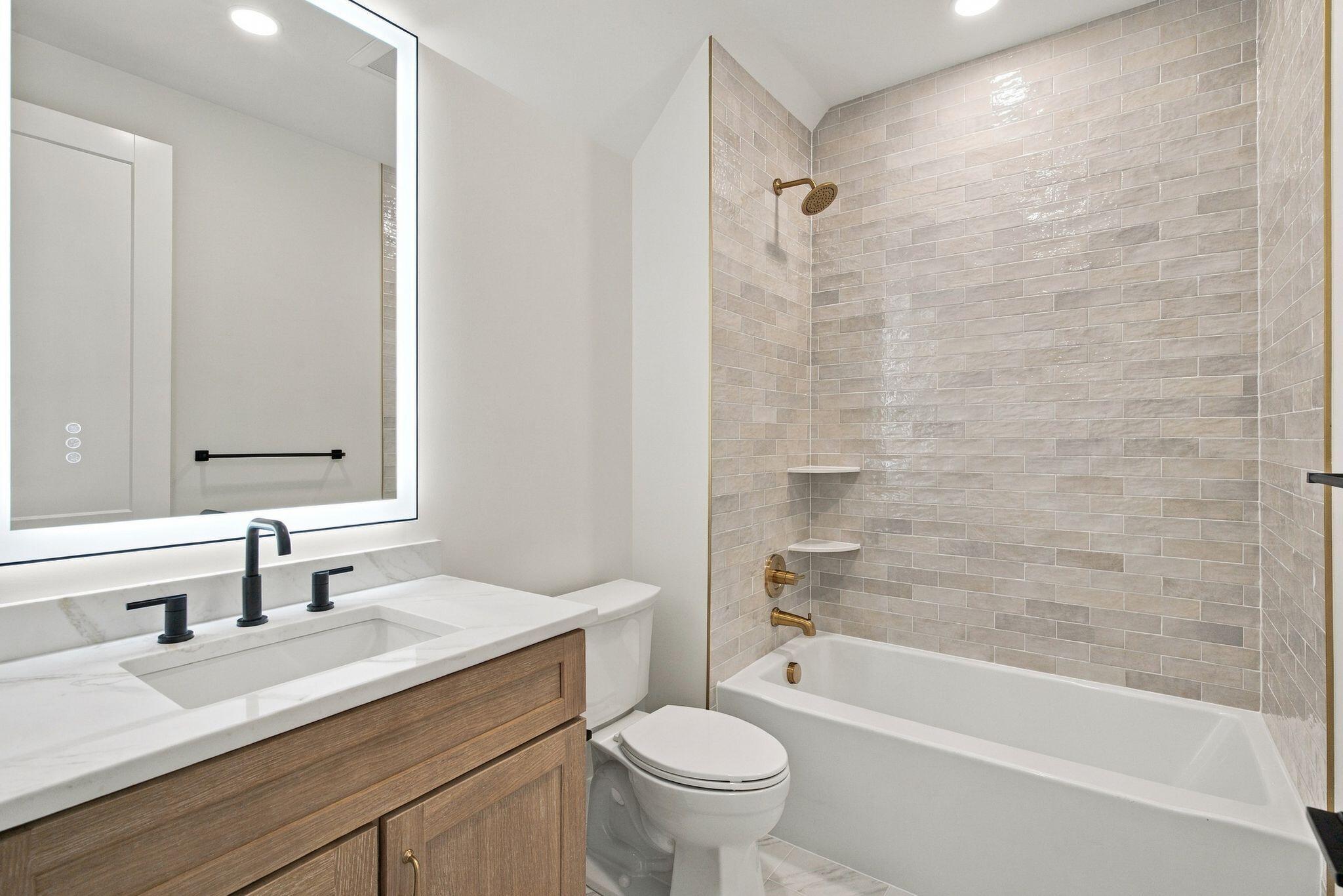 108 Pin Tail Road Nicholasville, KY 40356 - Photo 58 of 79 spare bath #2 on 2nd floor accessible from hall