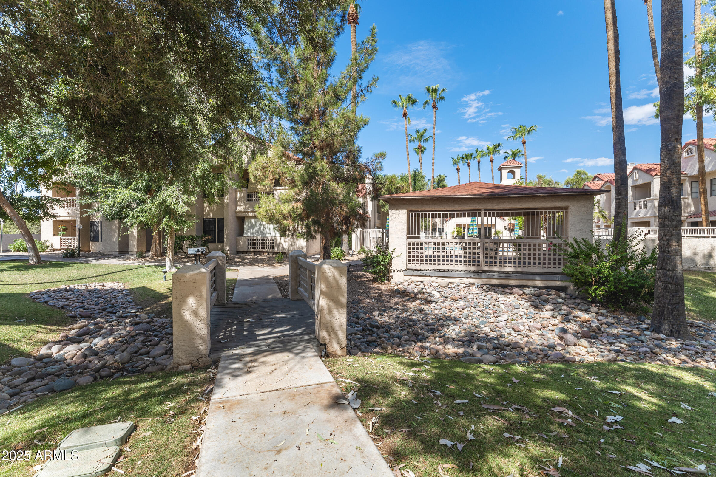 2855 S Ext Rd #122-3