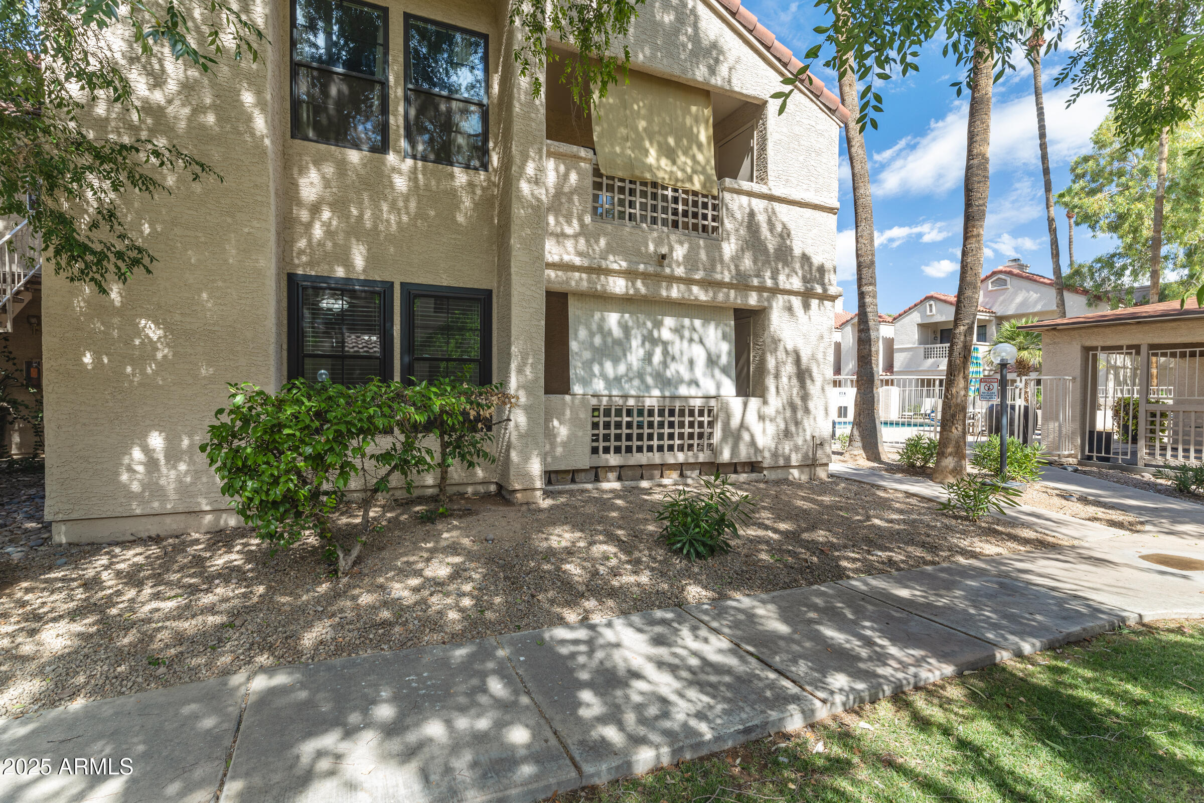 2855 S Ext Rd #122-4