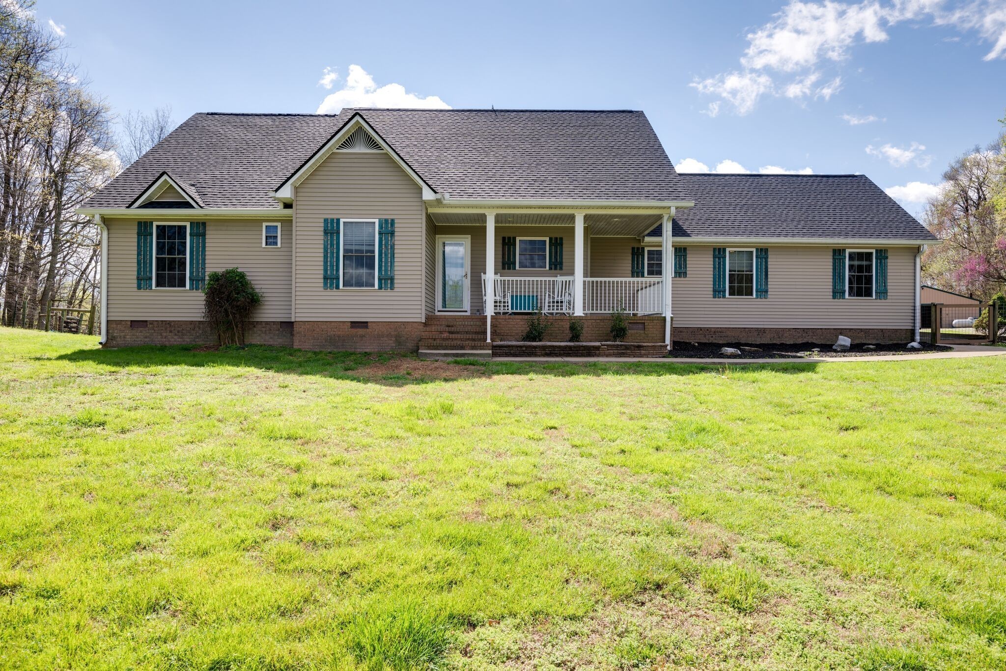 1377 Poor House Road Lewisburg, TN 37091 - Photo 4 of 78 Gallery Image 4