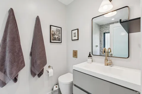 $2,250,000 | 22 Clyde Avenue, San Rafael, CA 94901