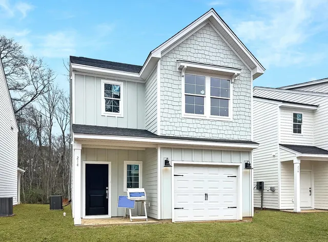 $384,000 | 214 Central Creek Drive, Goose Creek, SC 29445