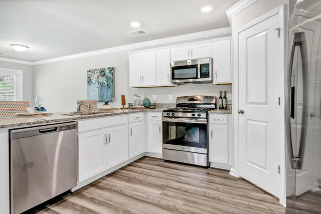 $389,000 | 214 Central Creek Drive, Goose Creek, SC 29445