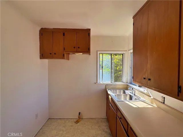 $1,949 | 1852 260th Street, Lomita, CA 90717