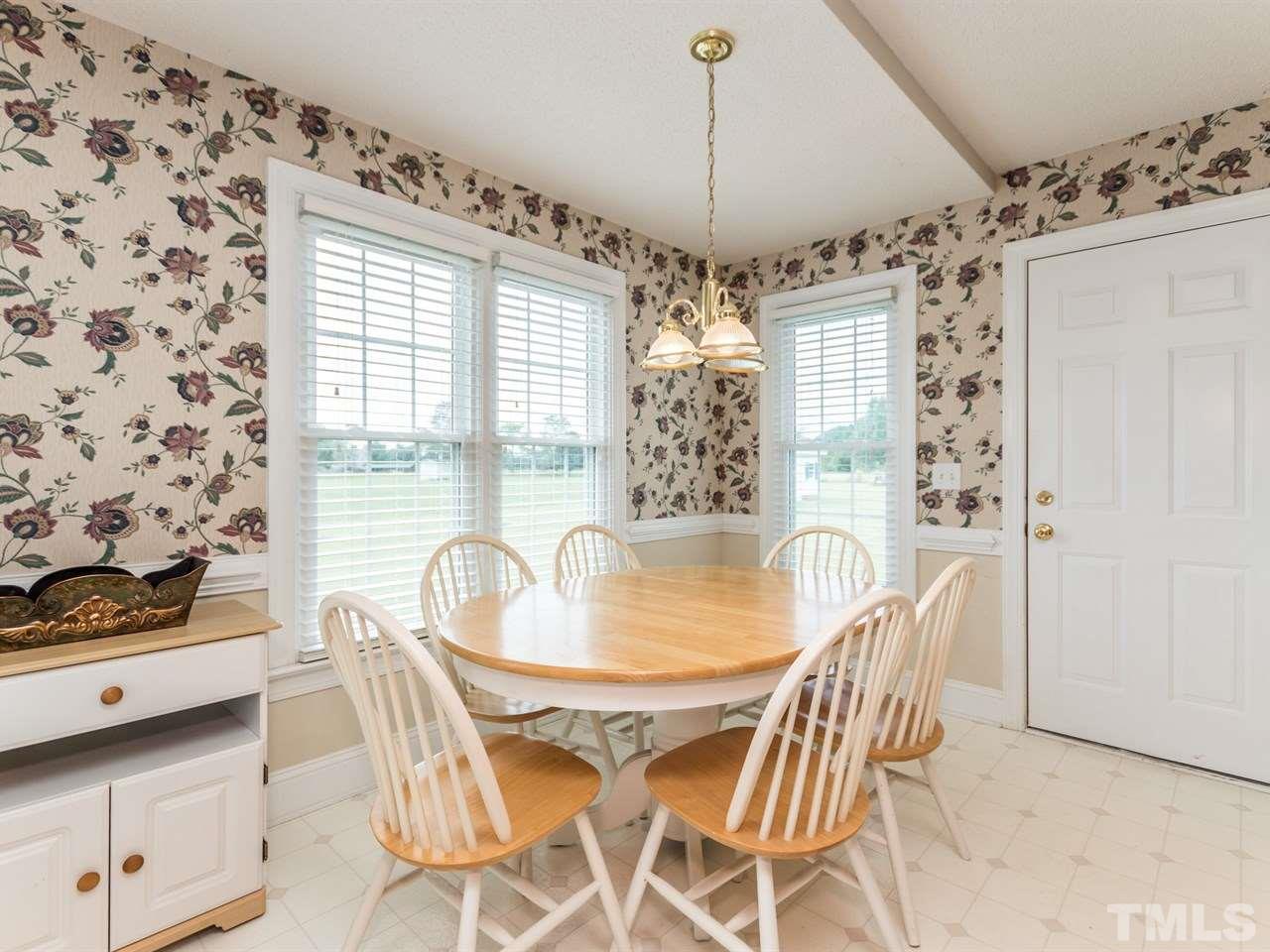 9118 Raleigh Road Benson, NC 27504 - Photo 11 of 24 Gallery Image 11