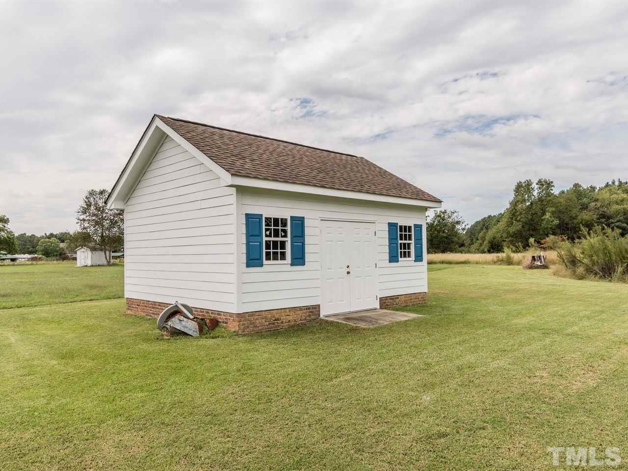 9118 Raleigh Road Benson, NC 27504 - Photo 22 of 24 Gallery Image 22
