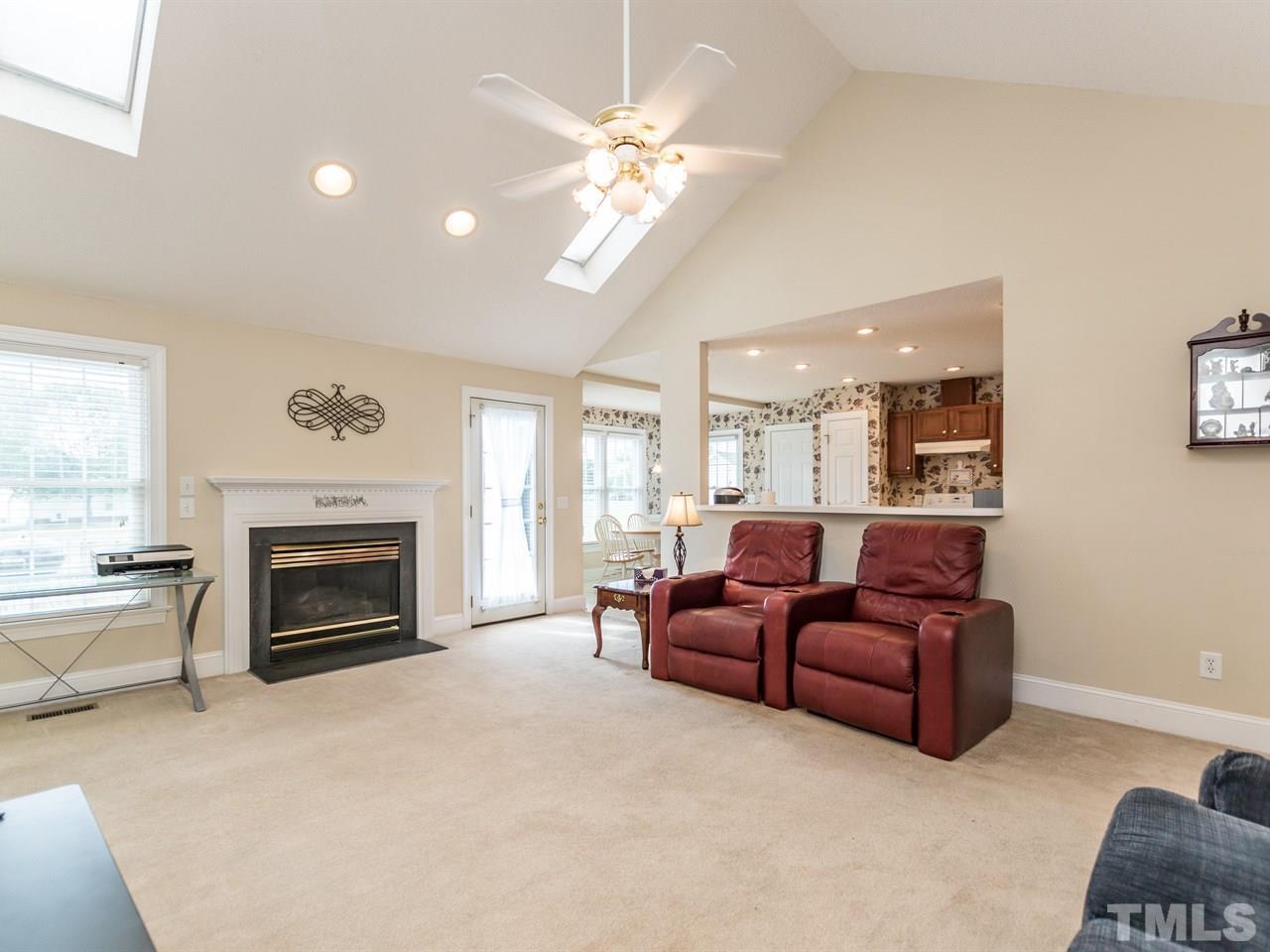9118 Raleigh Road Benson, NC 27504 - Photo 6 of 24 Gallery Image 6