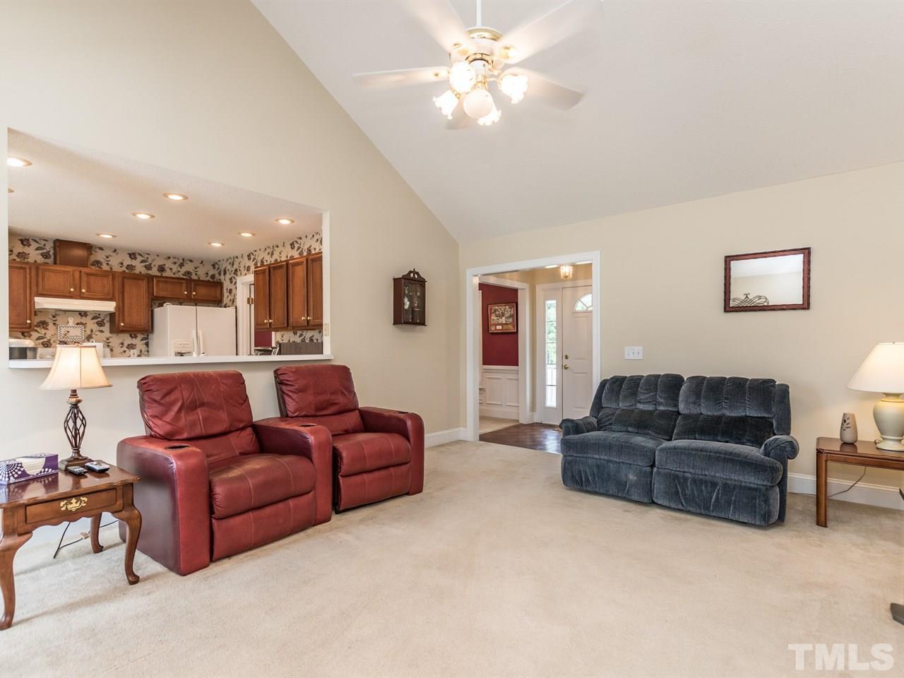 9118 Raleigh Road Benson, NC 27504 - Photo 7 of 24 Gallery Image 7