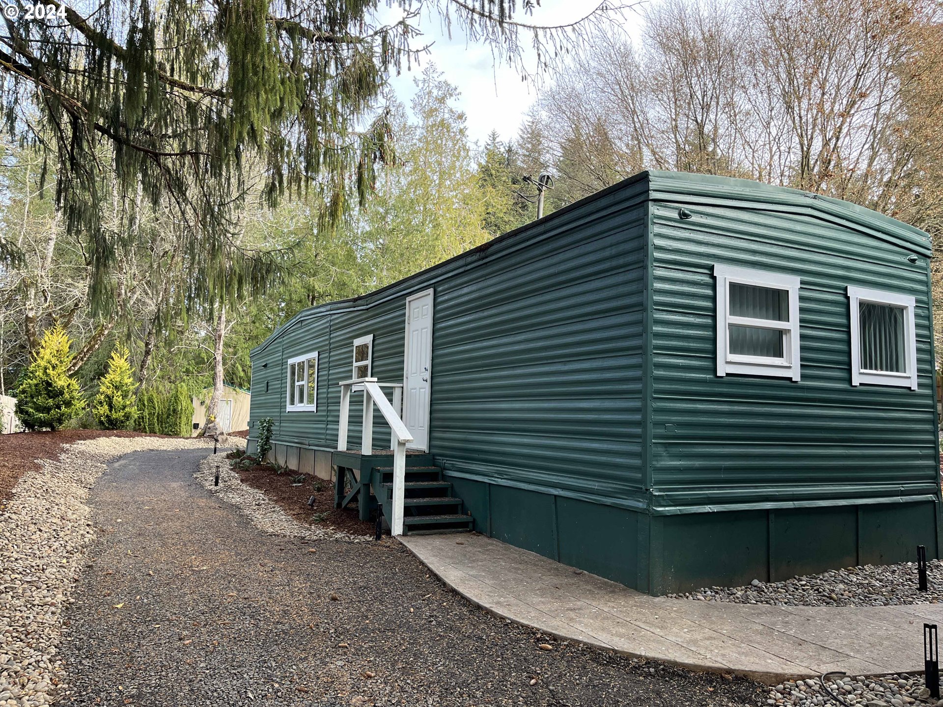 85313 Glenada Road Florence, OR 97439 - Photo 16 of 48