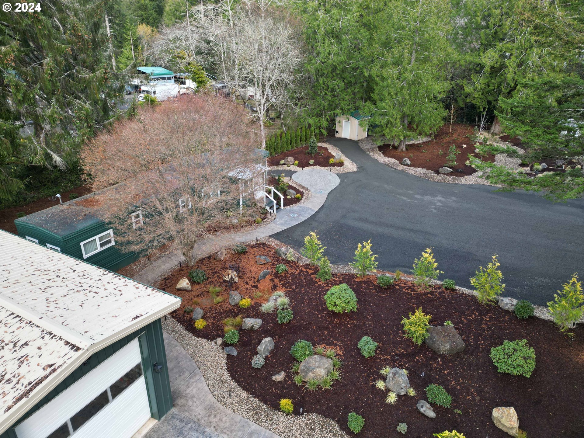 85313 Glenada Road Florence, OR 97439 - Photo 3 of 48 a view of a backyard