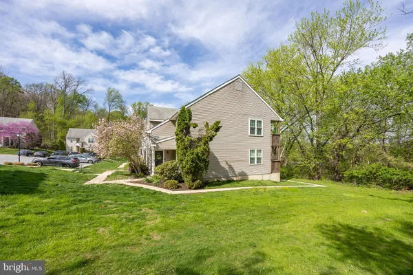$275,000 | 360 Cashel Court, Unit 360, Aston, PA 19014