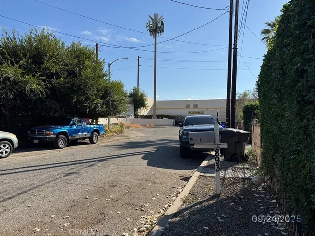 $270,400 | 885 San Jacinto Street, San Bernardino, CA 92408