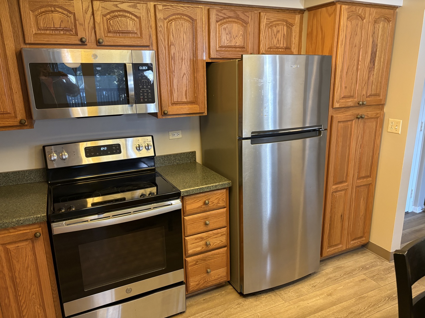 920 Vose Drive, Unit 304 Gurnee, IL 60031 - Photo 3 of 20