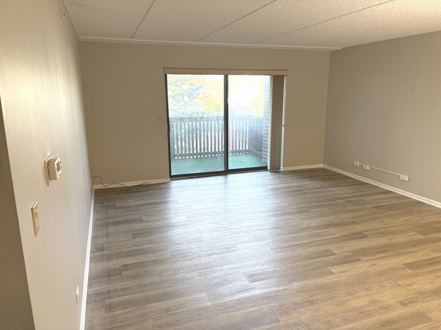 920 Vose Drive, Unit 304 Gurnee, IL 60031 - Photo 4 of 20