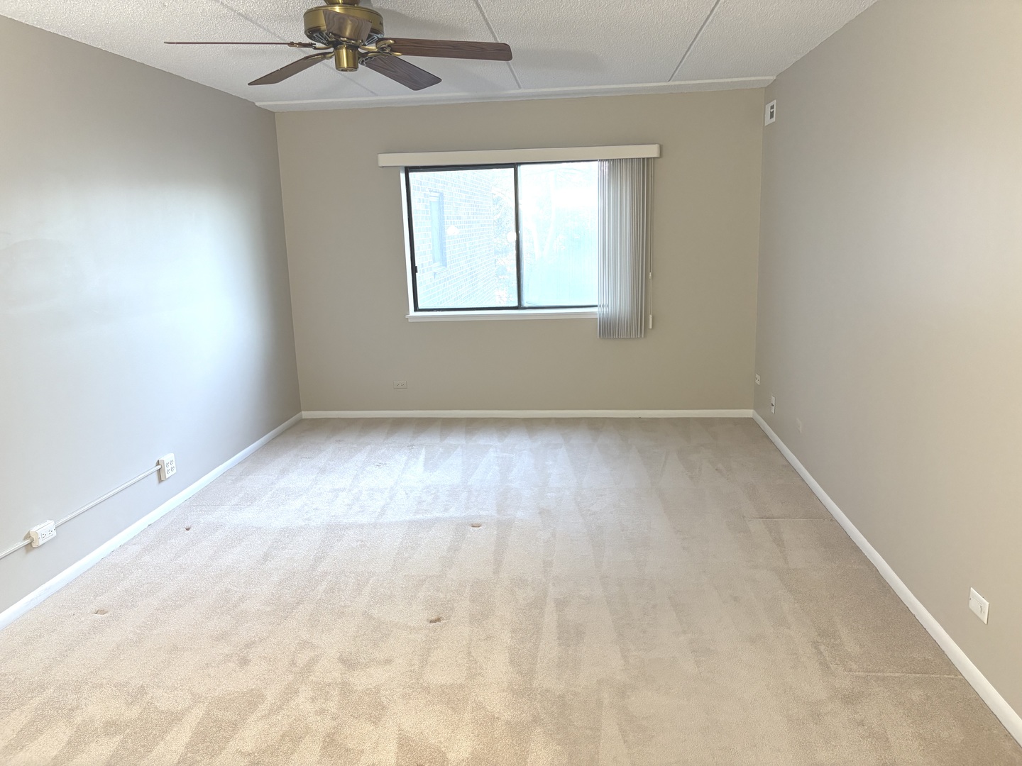 920 Vose Drive, Unit 304 Gurnee, IL 60031 - Photo 9 of 20