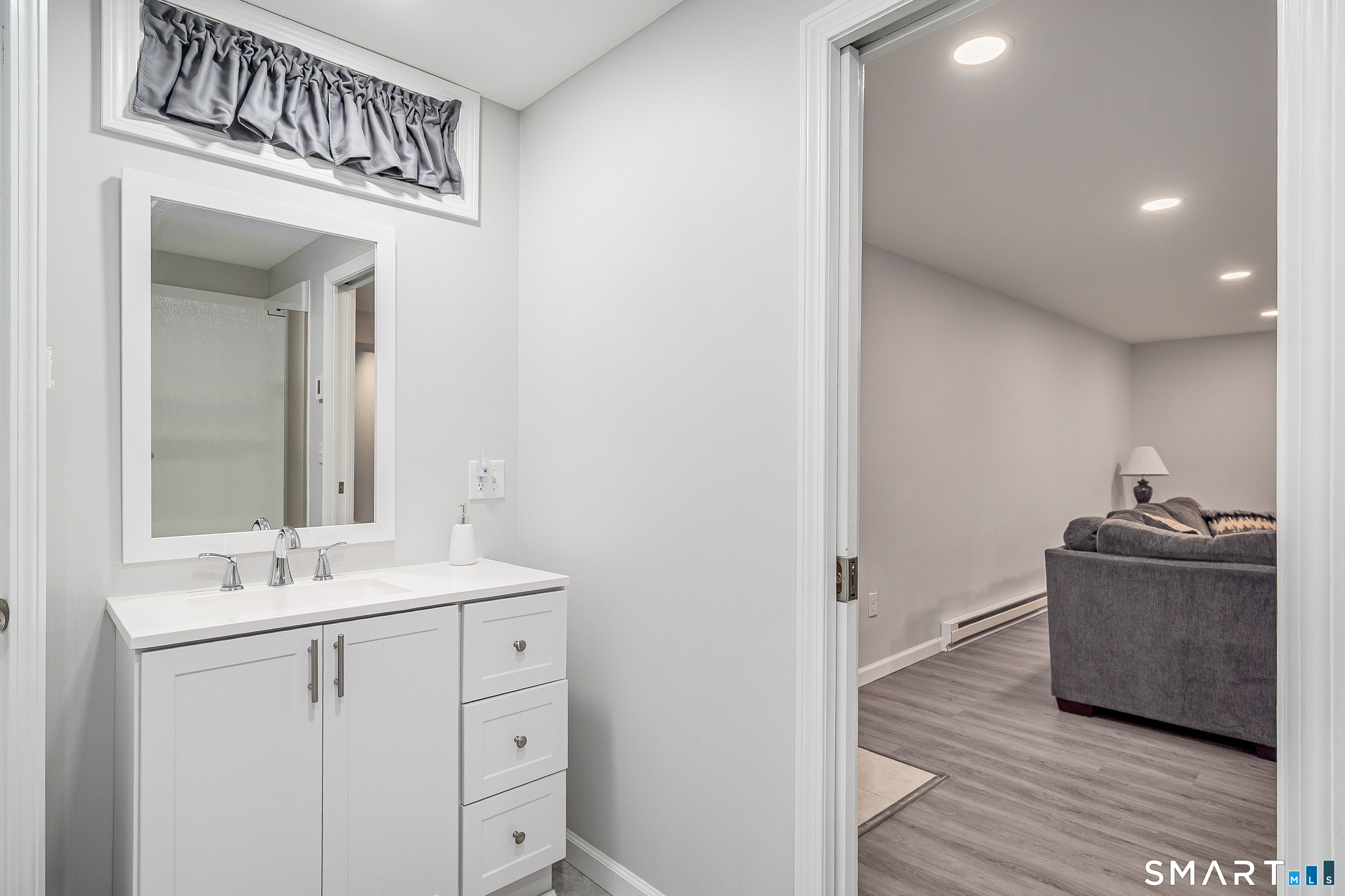 1 Owl Ridge Lane Newtown, CT 06482 - Photo 29 of 40