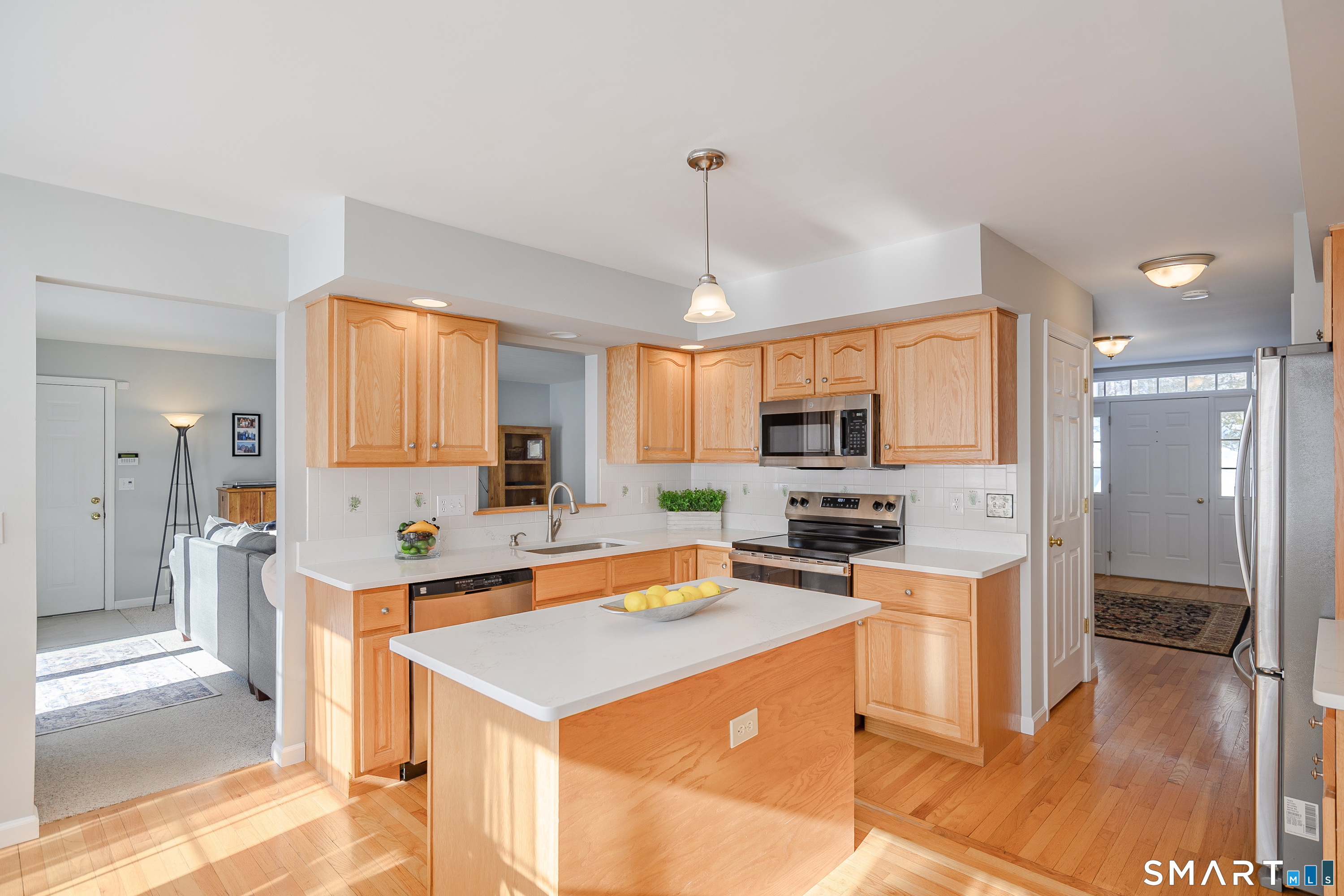 1 Owl Ridge Lane Newtown, CT 06482 - Photo 8 of 40