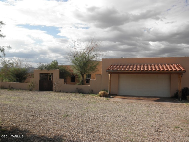 877 March Street Pearce, AZ 85625 - Photo 1 of 18