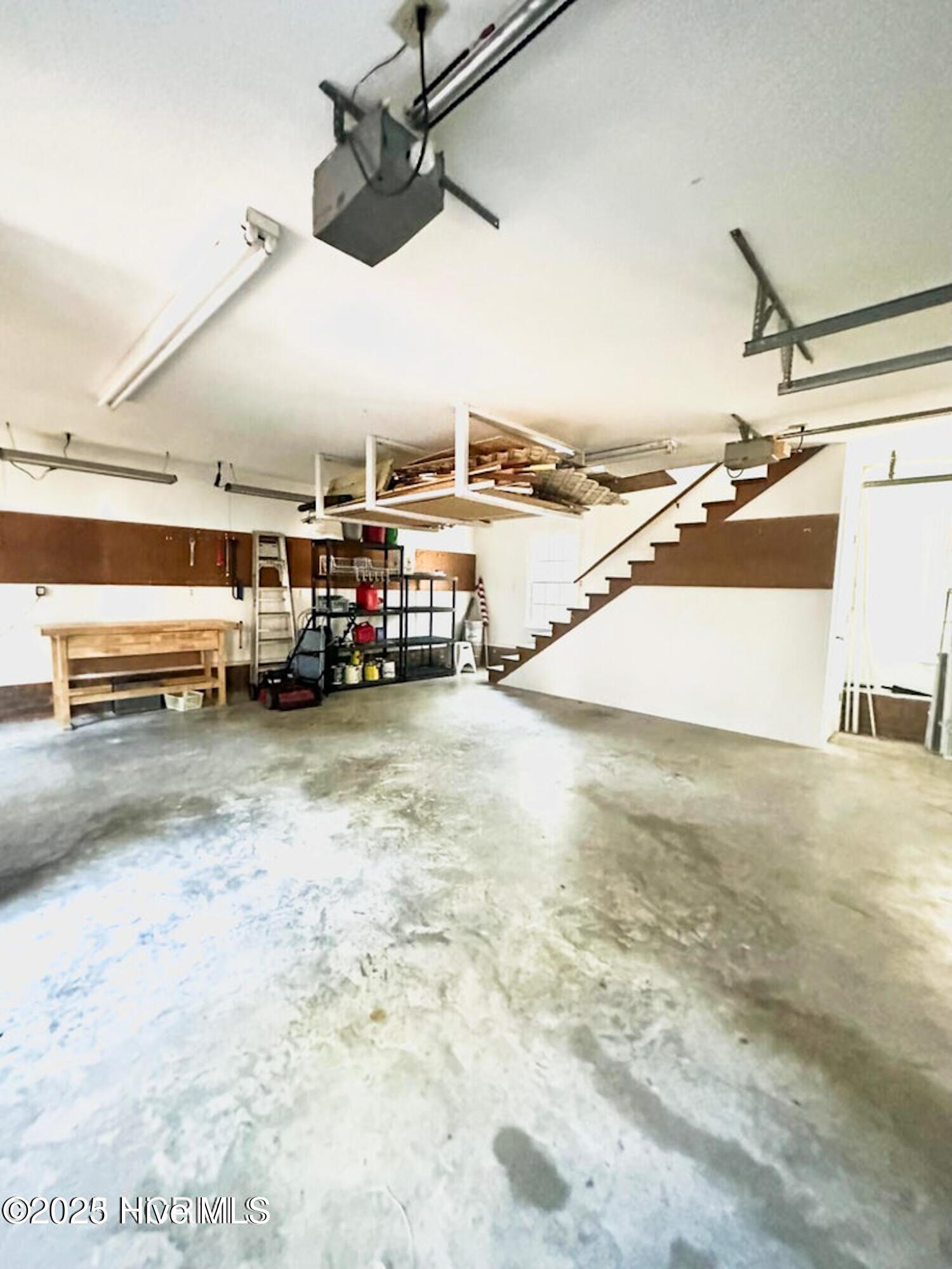 906 Point Court New Bern, NC 28560 - Photo 15 of 18 20231109000017692595000000-o