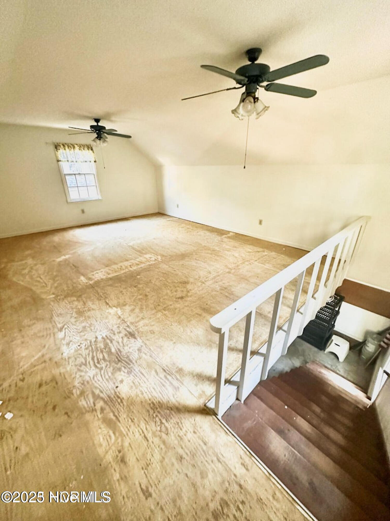 906 Point Court New Bern, NC 28560 - Photo 16 of 18 20231109000020191513000000-o