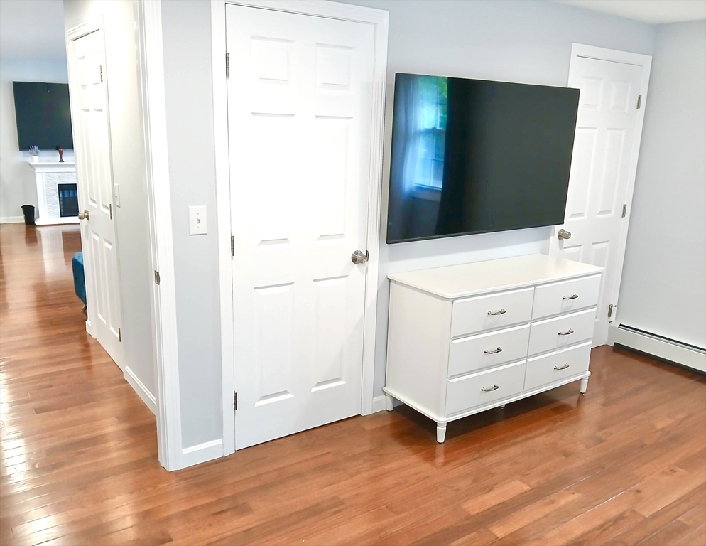 34 Priscilla Road Hopkinton, MA 01748 - Photo 8 of 18 Gallery Image 8