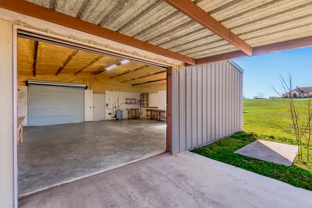 $599,000 | 11 Heritage Oak Drive, Huntsville, TX 77320