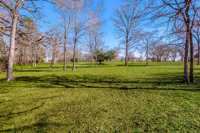 $599,000 | 11 Heritage Oak Drive, Huntsville, TX 77320