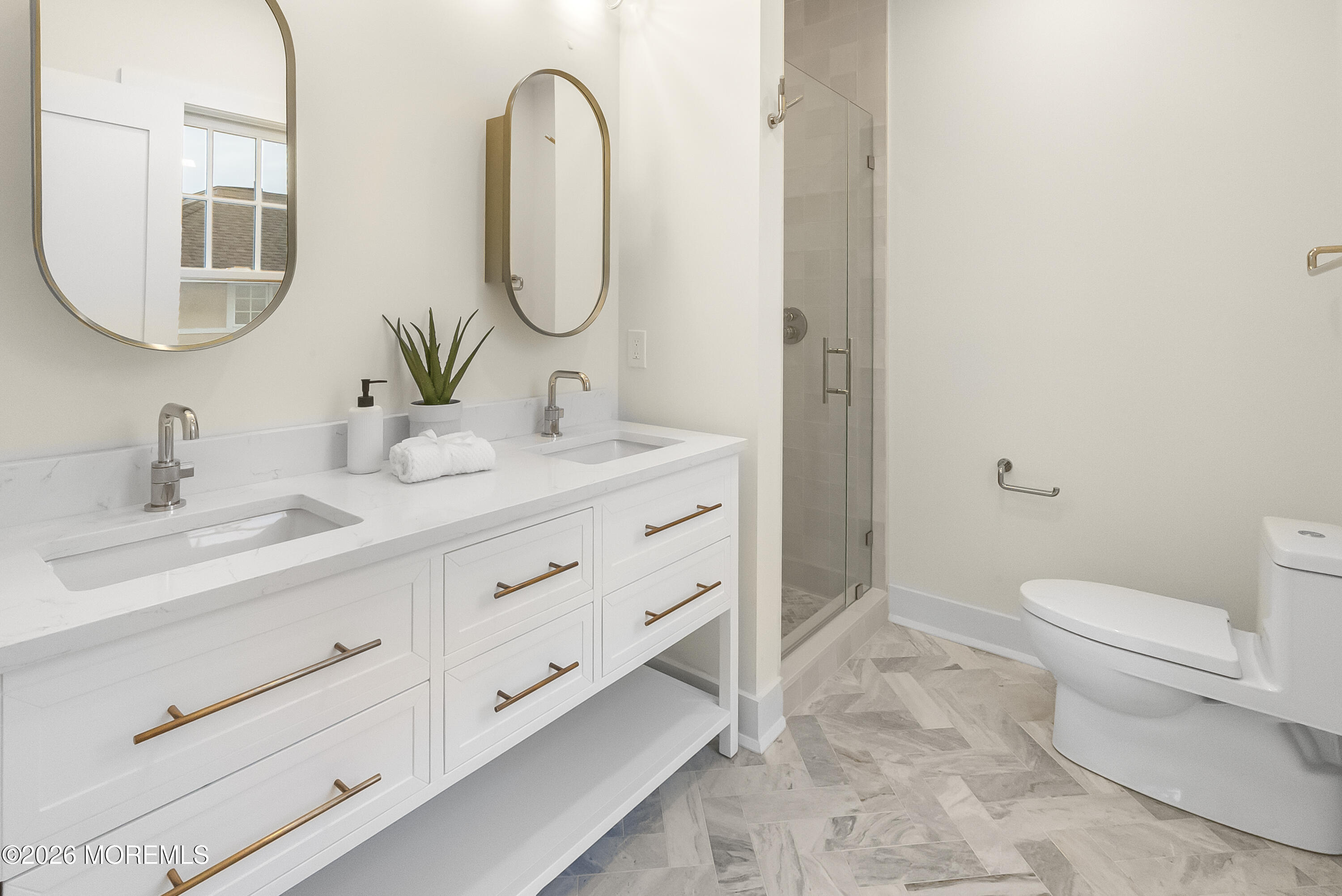 205 Edgemont Drive, Unit 3 Allenhurst, NJ 07711 - Photo 31 of 34 Full Bathroom