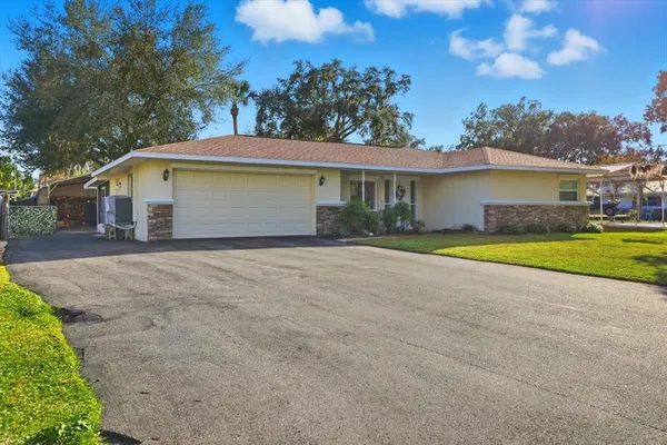 $548,000 | 1840 Northwest 18th Street, Crystal River, FL 34428