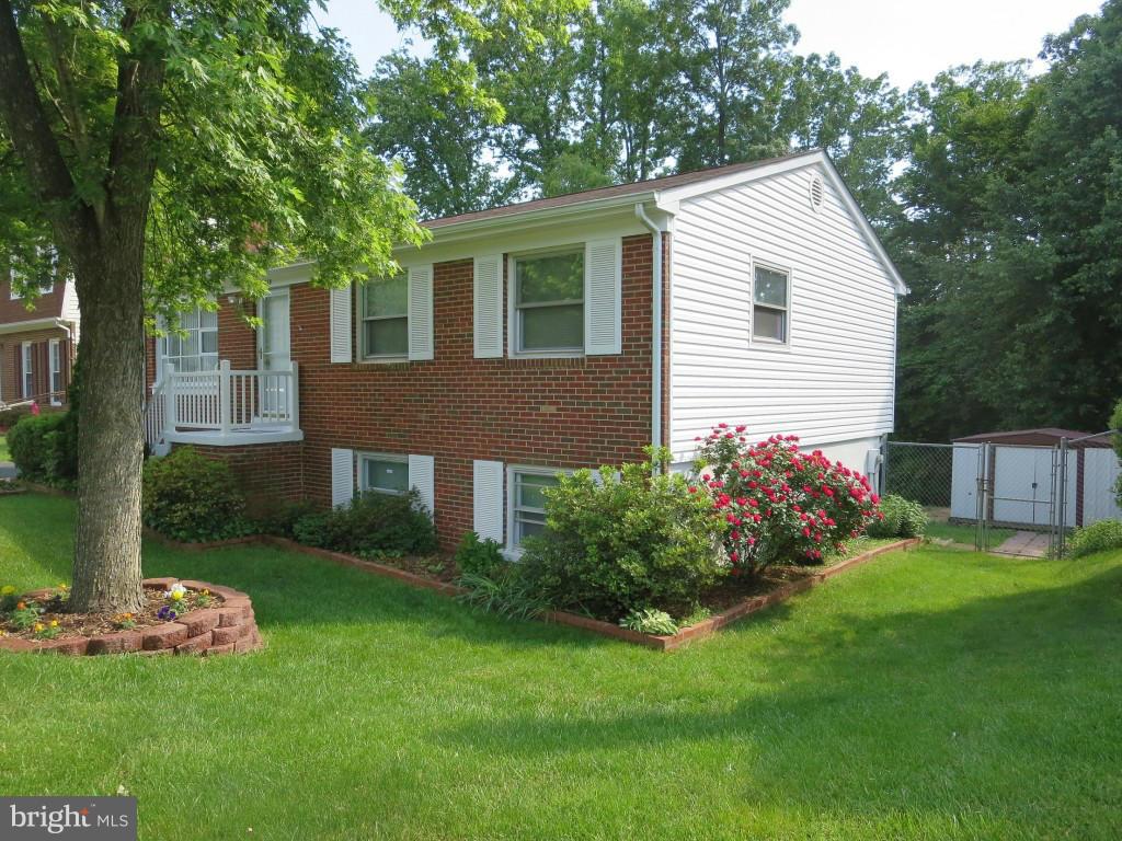 13460 Keytone Road Woodbridge, VA 22193 - Photo 2 of 29 Exterior (Front)