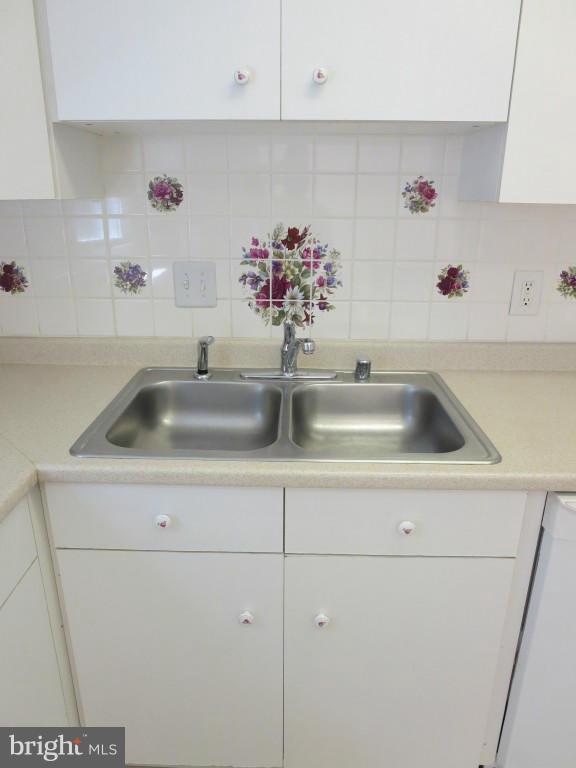 13460 Keytone Road Woodbridge, VA 22193 - Photo 17 of 29 Kitchen