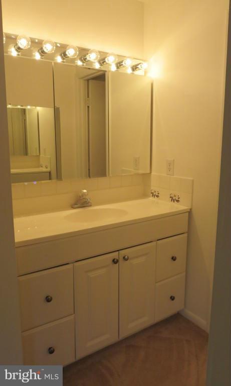 13460 Keytone Road Woodbridge, VA 22193 - Photo 19 of 29 Bath (Master)