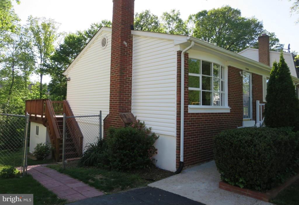 13460 Keytone Road Woodbridge, VA 22193 - Photo 4 of 29 Exterior (General)