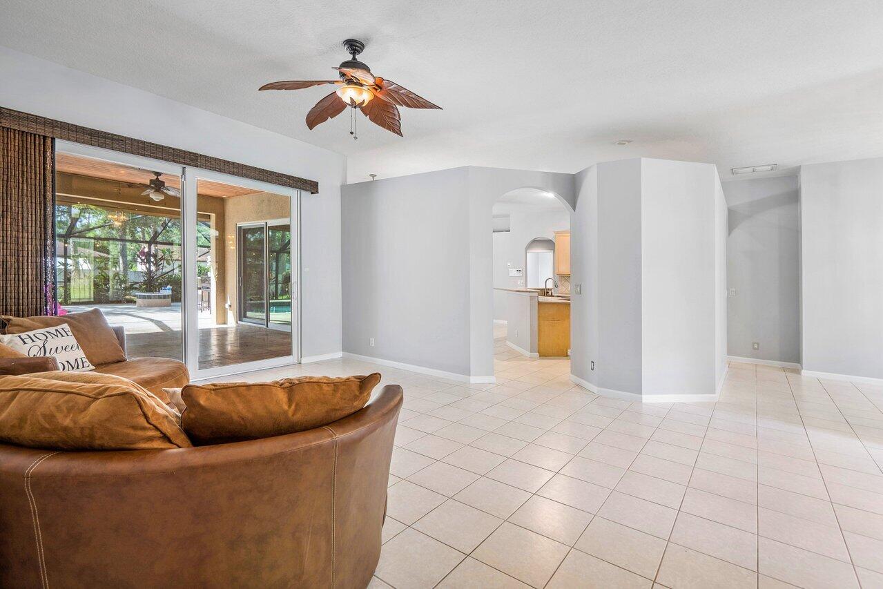 14918 97th Road North The Acreage, FL 33412 - Photo 12 of 57 013-1491897thRoadNorth-WestPalmBeach-FL-