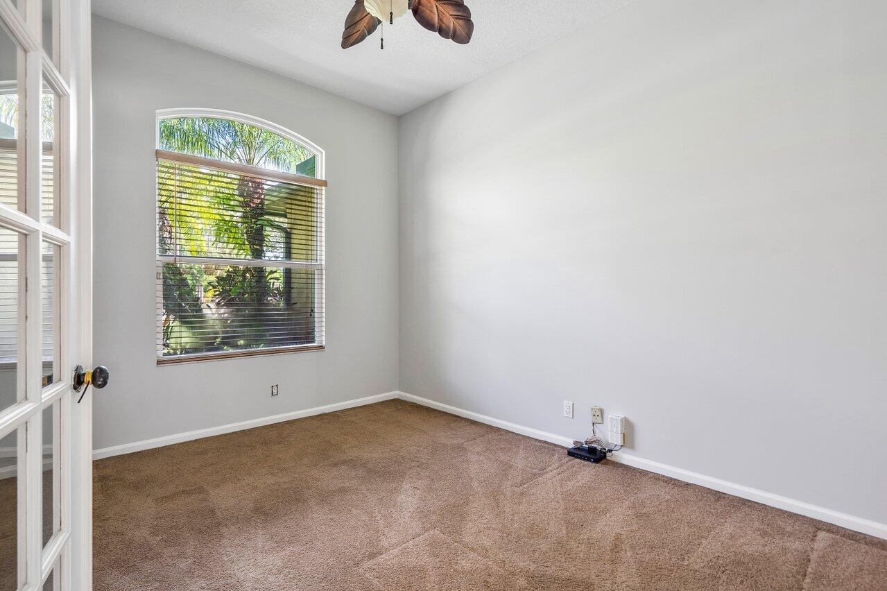 14918 97th Road North The Acreage, FL 33412 - Photo 32 of 57 011-1491897thRoadNorth-WestPalmBeach-FL-
