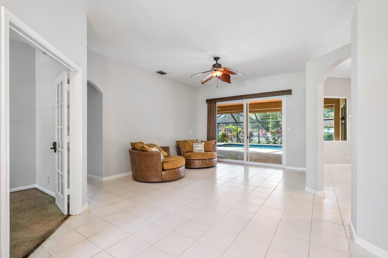 14918 97th Road North The Acreage, FL 33412 - Photo 10 of 57 009-1491897thRoadNorth-WestPalmBeach-FL-