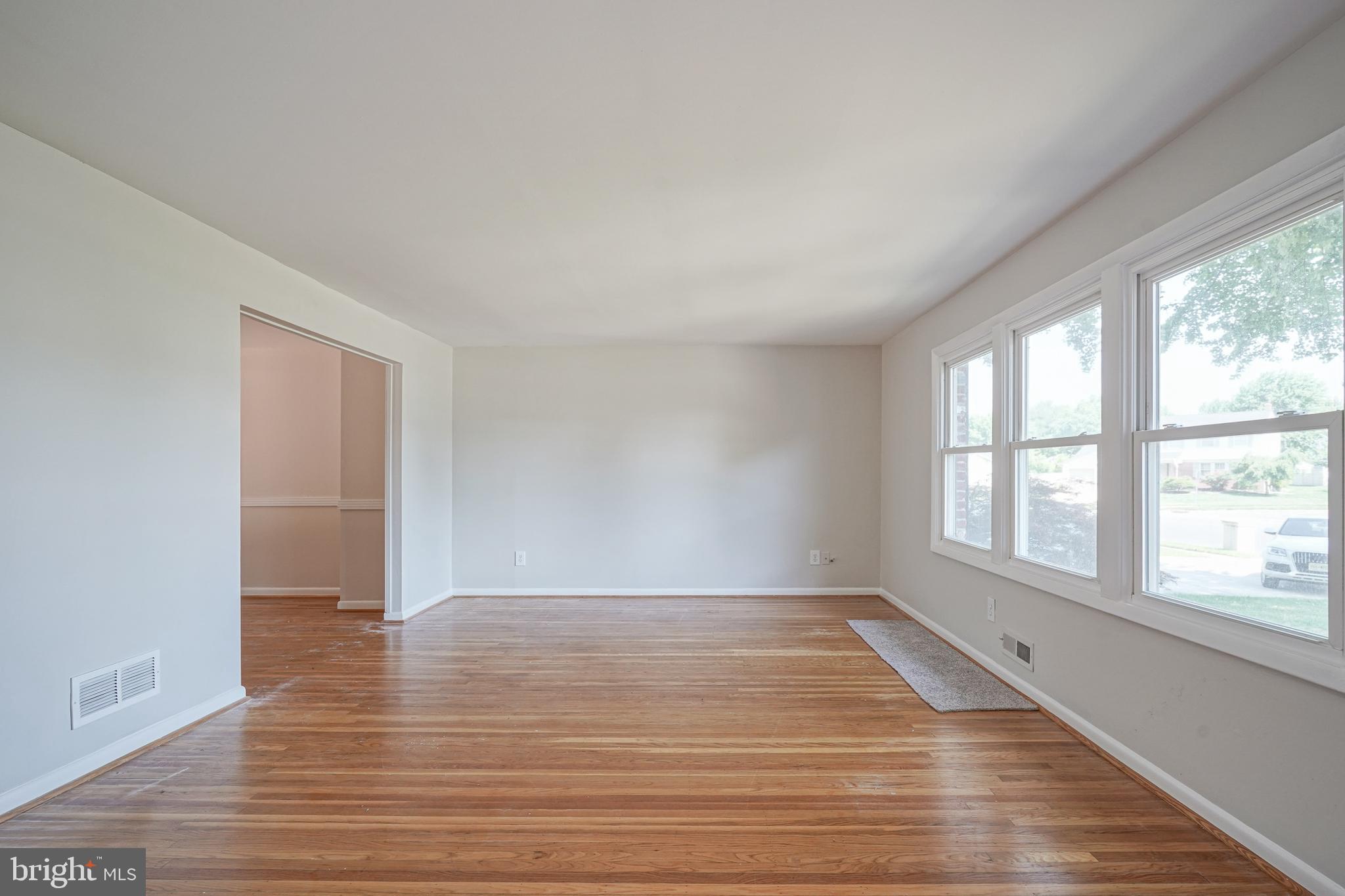 15 Millbridge Road Clementon, NJ 08021 - Photo 4 of 31