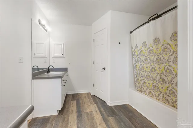 $300,000 | 6917 Kapok Drive, Milton, FL 32583