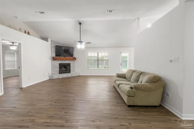 $300,000 | 6917 Kapok Drive, Milton, FL 32583