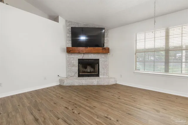 $300,000 | 6917 Kapok Drive, Milton, FL 32583