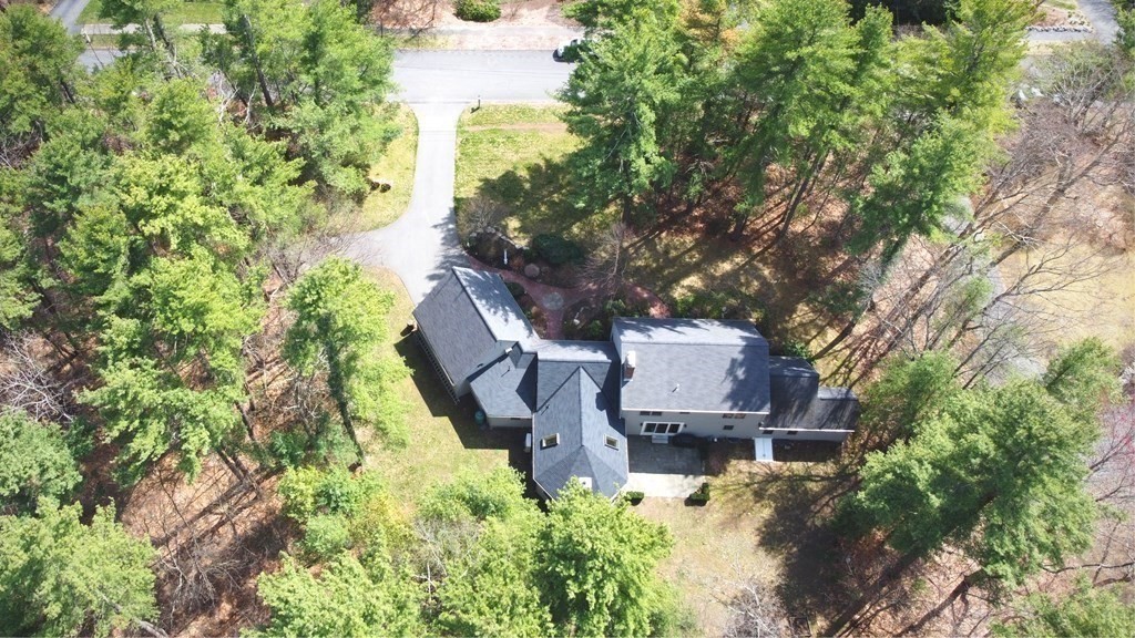 31 Robin Road Norfolk, MA 02056 - Photo 33 of 35 Gallery Image 33
