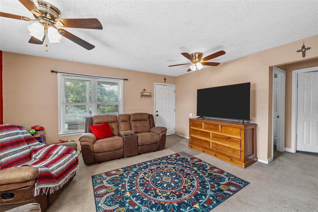 406 East Adams Street Riesel, TX 76682 - Photo 4 of 16