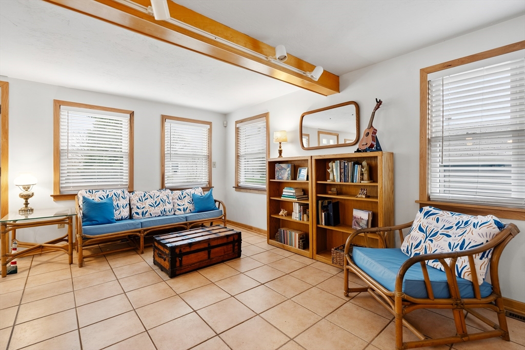 75 Pilgrim Avenue Wareham, MA 02571 - Photo 14 of 42