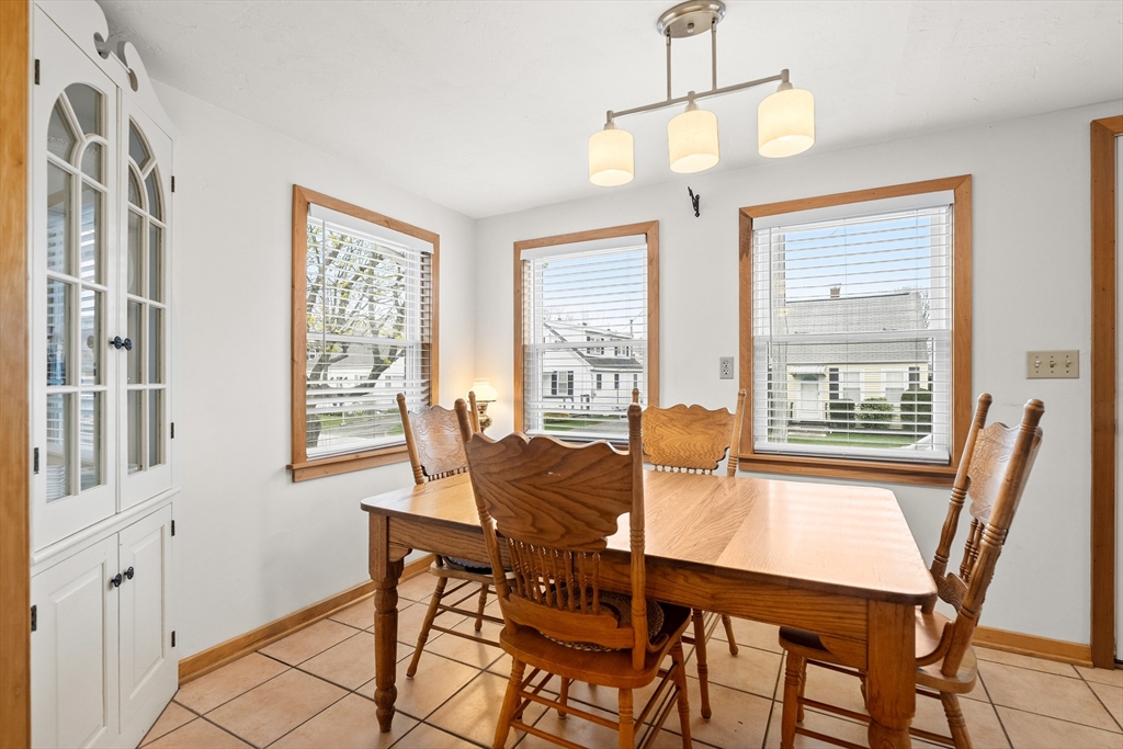 75 Pilgrim Avenue Wareham, MA 02571 - Photo 17 of 42