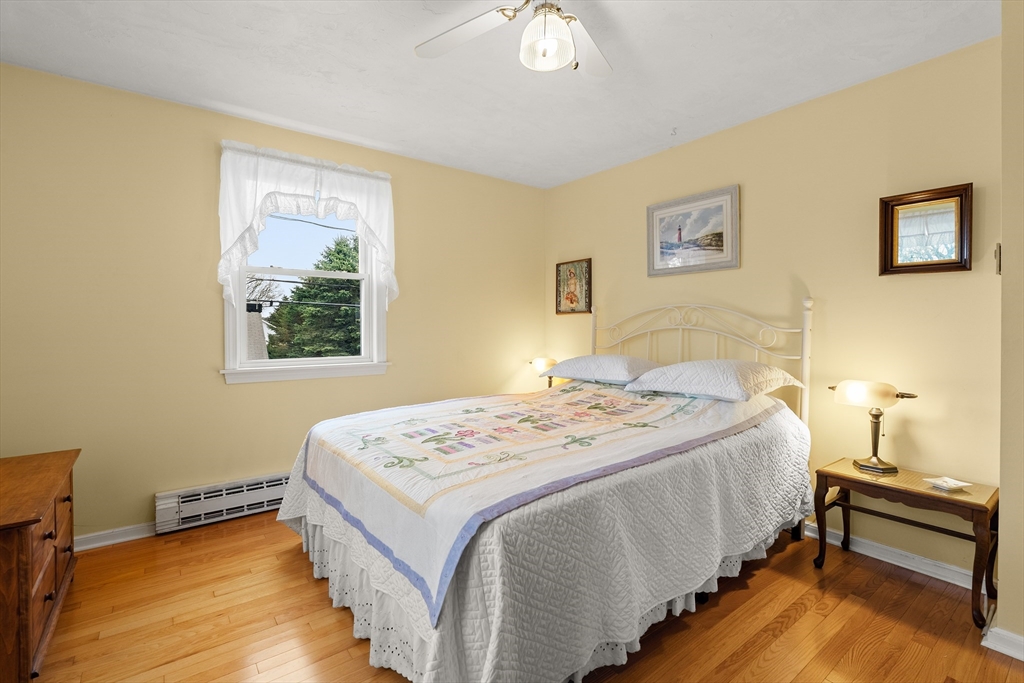 75 Pilgrim Avenue Wareham, MA 02571 - Photo 31 of 42