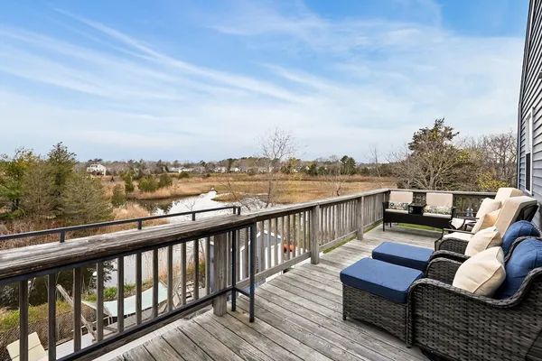 $625,000 | 75 Pilgrim Avenue, Wareham, MA 02571