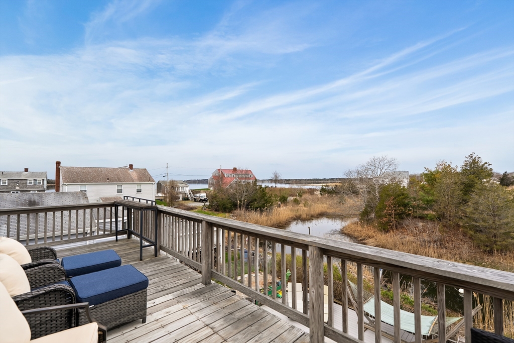 75 Pilgrim Avenue Wareham, MA 02571 - Photo 34 of 42