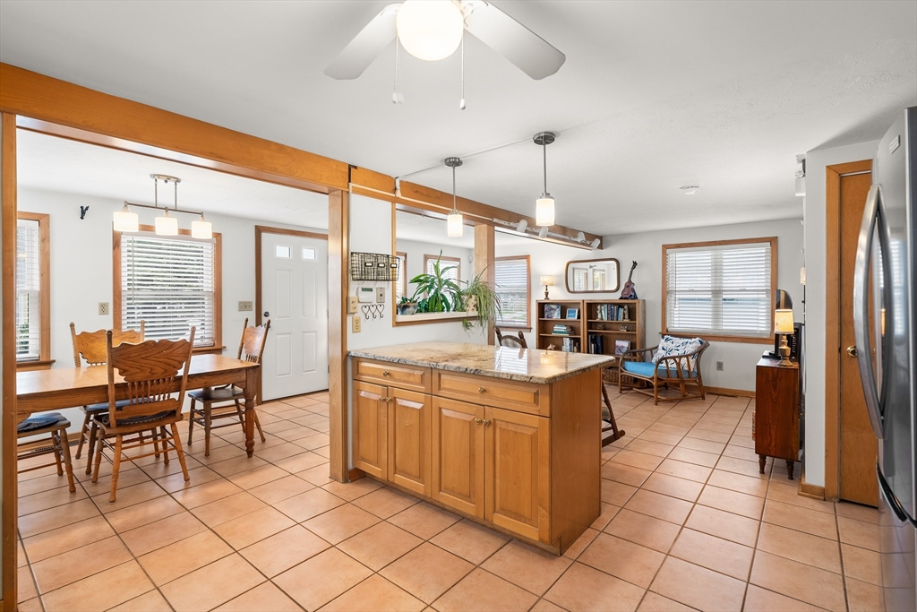 75 Pilgrim Avenue Wareham, MA 02571 - Photo 8 of 42